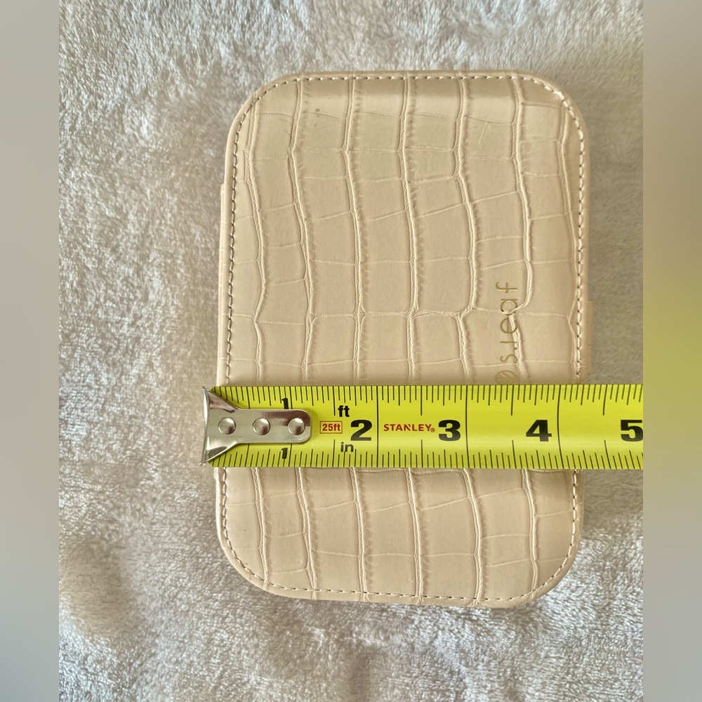 Leather Mirrored Jewelry Case - NWOT - Picture 9 of 9